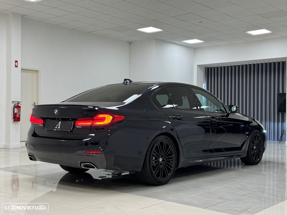 BMW 530 e Pack Desportivo M - 9