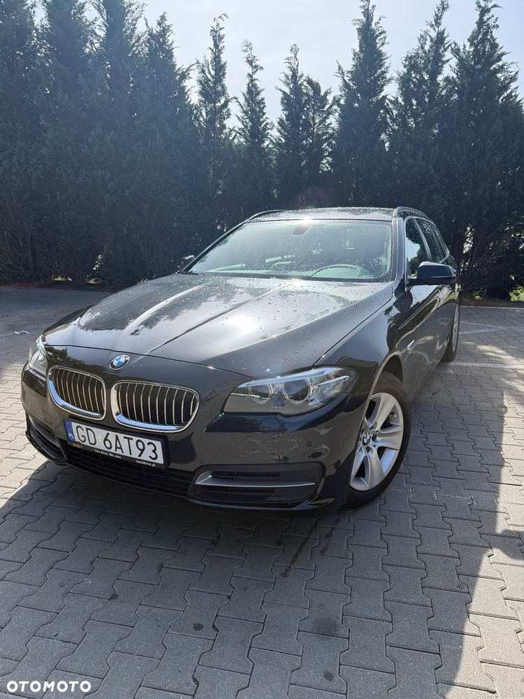 BMW Seria 5 520d xDrive - 1