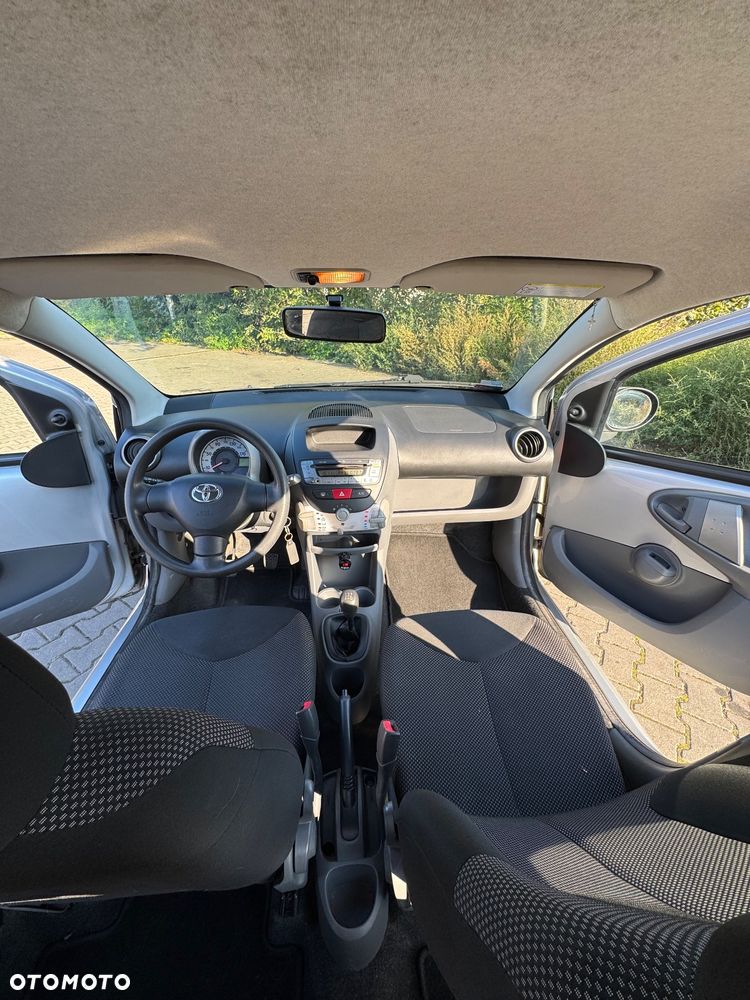 Toyota Aygo - 17