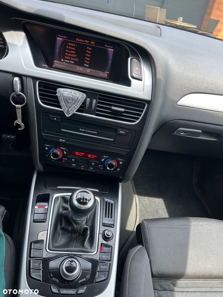 Audi A4 Avant 2.0 TDI - 16
