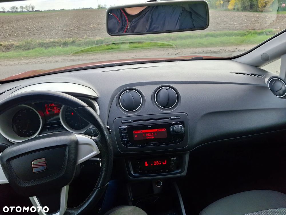 Seat Ibiza 1.4 16V Passion+ - 24