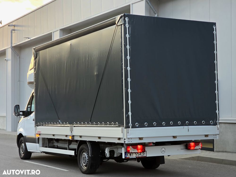 Mercedes-Benz Sprinter - 2