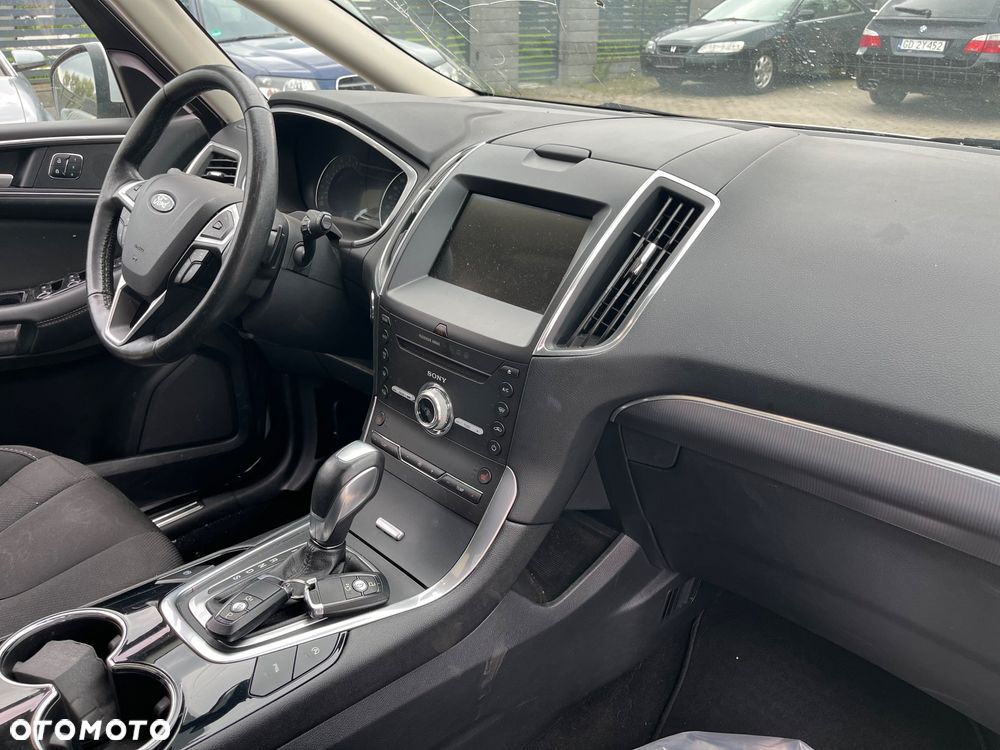 Ford S-Max 2.0 TDCi Titanium PowerShift - 8