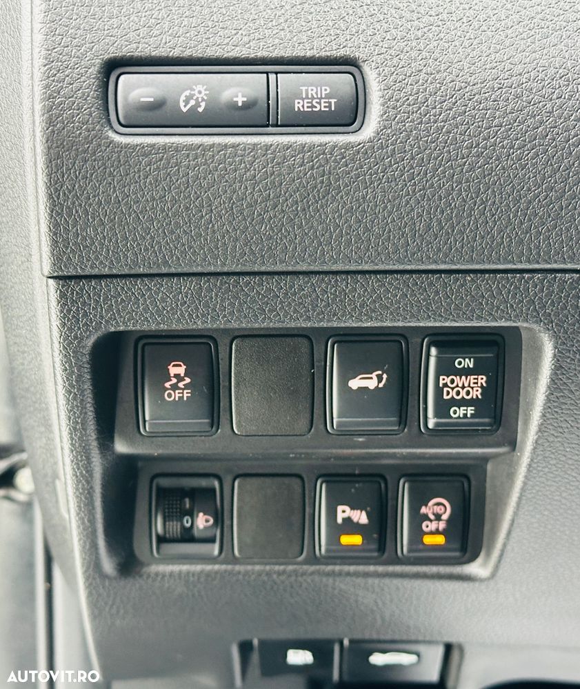 Nissan X-Trail 1.6 dCi ALL-MODE 4x4i N-Connecta - 13