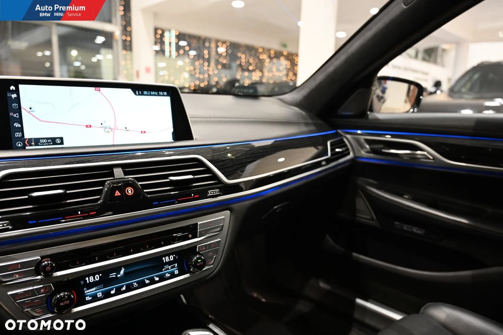 BMW Seria 7 740d xDrive - 14