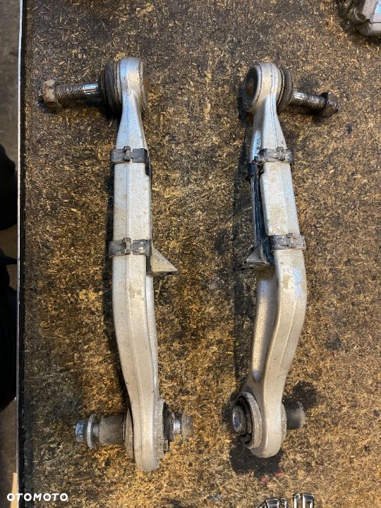 Wahacz tylny banan lewy prawy jak nowy Bmw e39 - 2