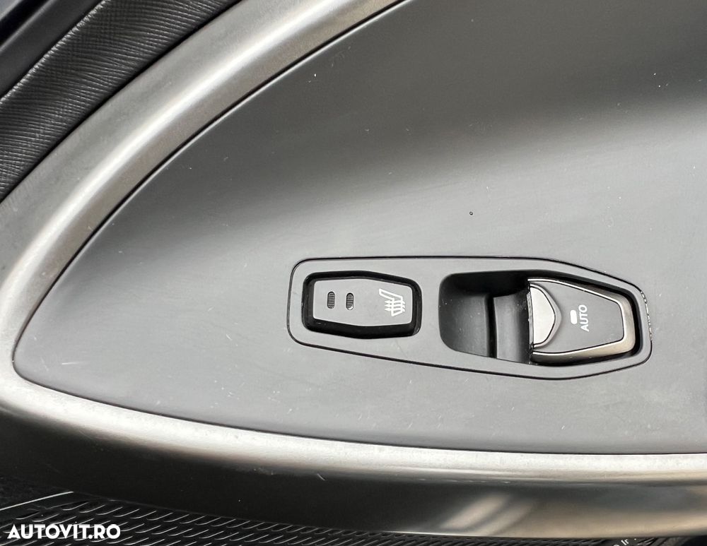 Hyundai Grand Santa Fe 2.2 CRDi ISG 4WD Aut. Exclusive - 12