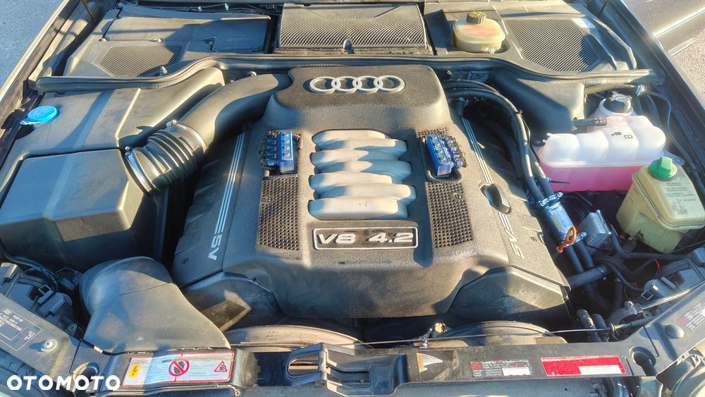 Audi A8 4.2 Quattro Tiptronic - 10
