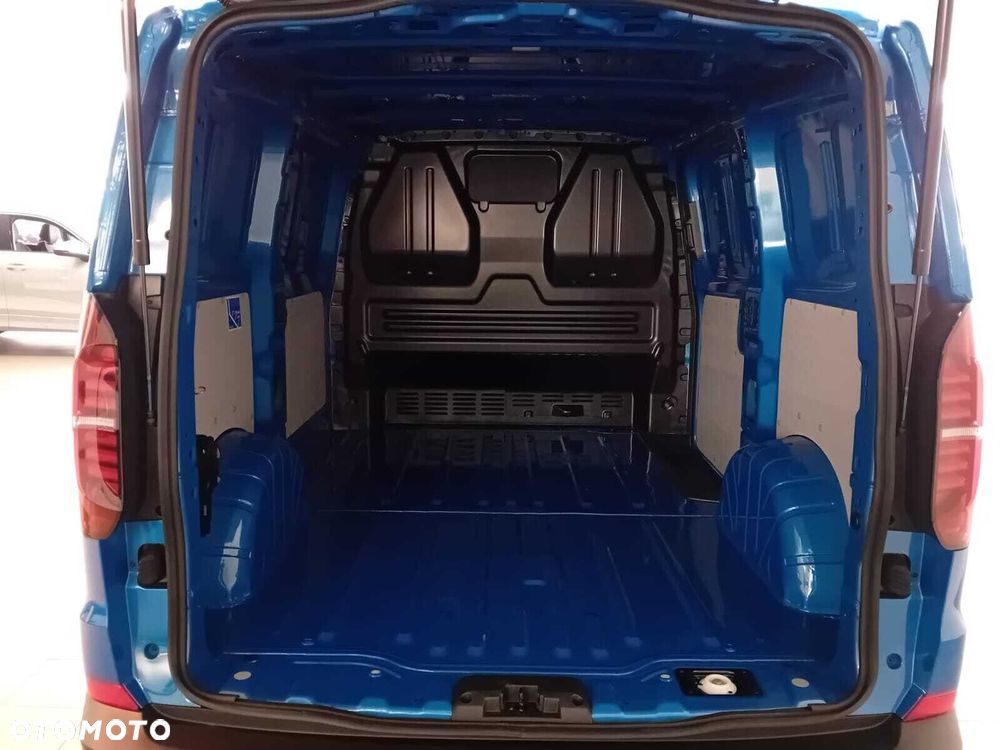 Volkswagen Transporter Furgon 2.0 TDI 150 KM manual - 7