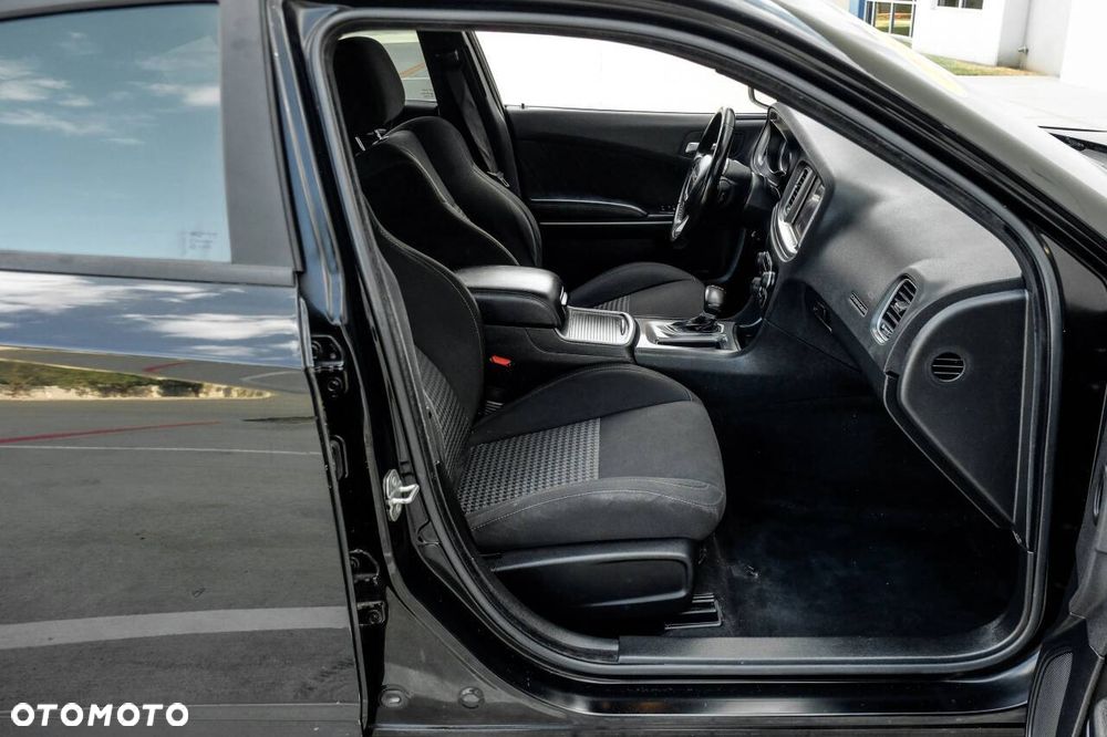 Dodge Charger 3.6 GT - 15