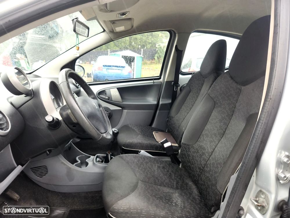 Peugeot 107 1.0 Black&Silver - 11