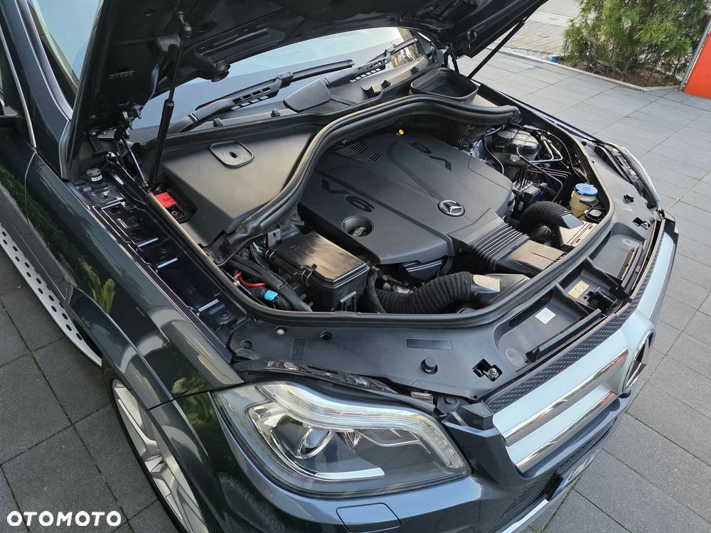 Mercedes-Benz GL 350 CDI DPF 4Matic BlueEFFICIENCY 7G-TRONIC Grand Edition - 38
