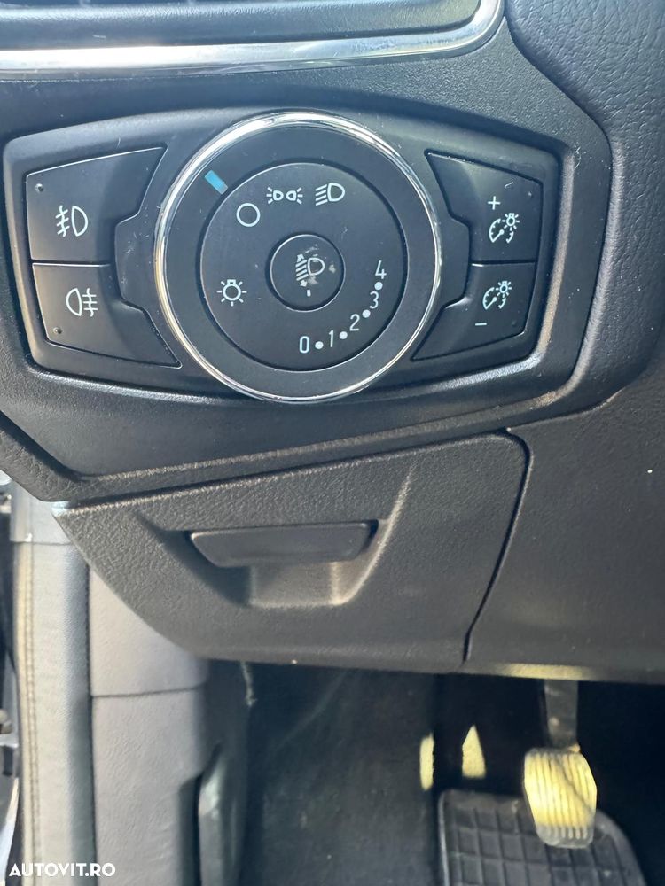 Ford Focus 1.0 EcoBoost Start Stop Titanium - 13