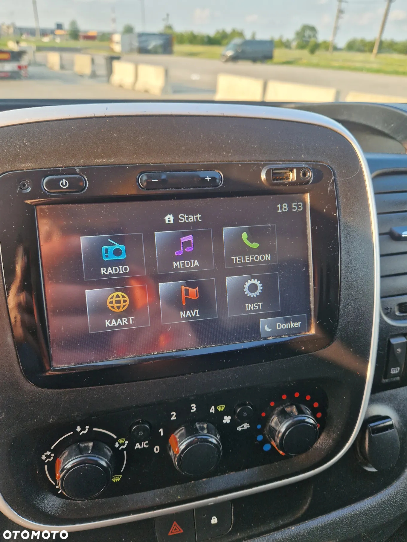 Renault trafic - 18