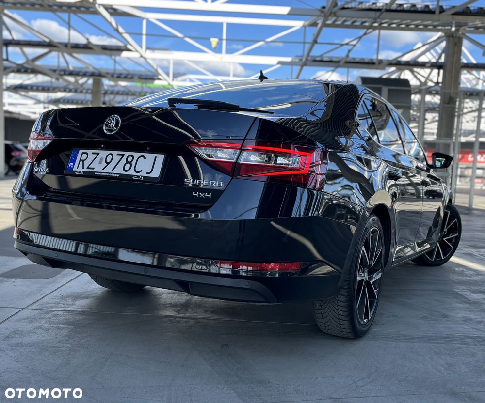 Skoda Superb 2.0 TDI 4x4 Ambition DSG - 2