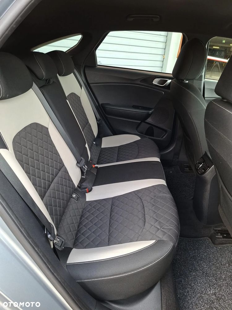 Kia ProCeed 1.4 T-GDI GT Line - 10
