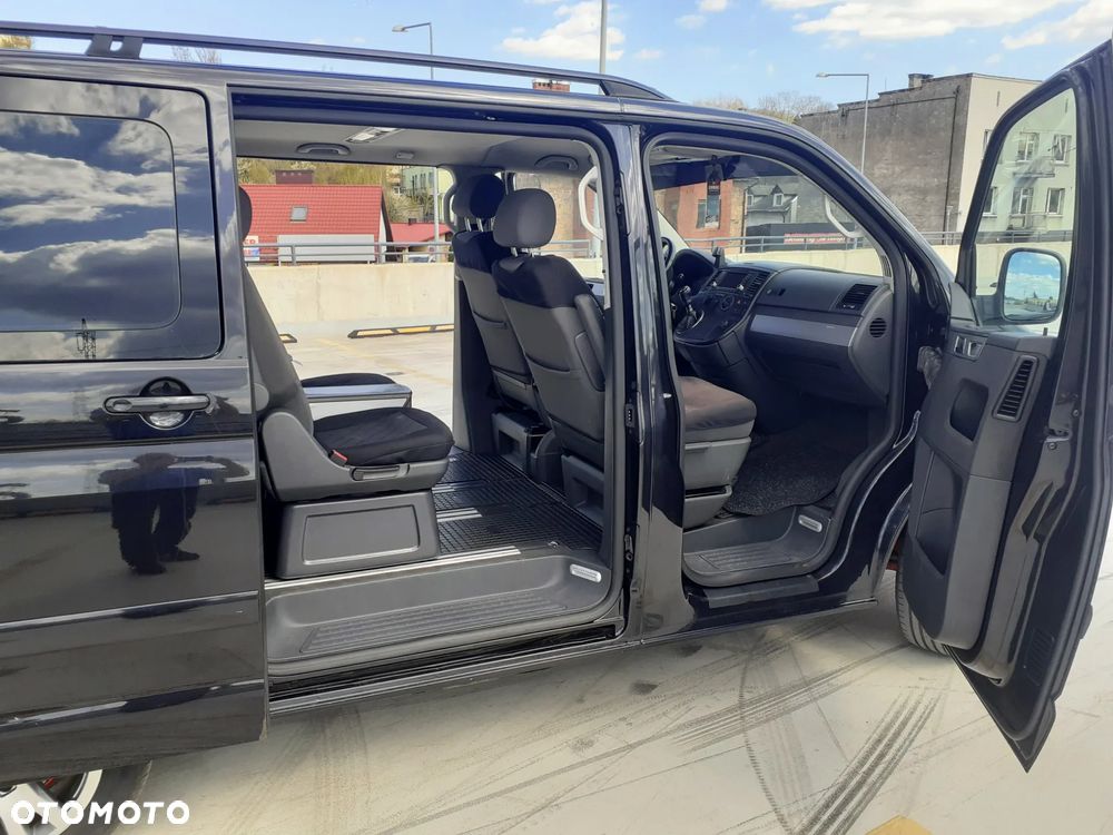 Volkswagen Multivan - 9