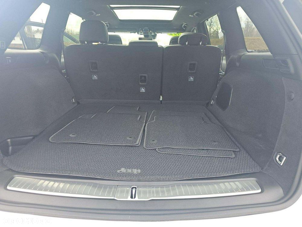 Jeep Grand Cherokee 3.6 V6 Summit - 11