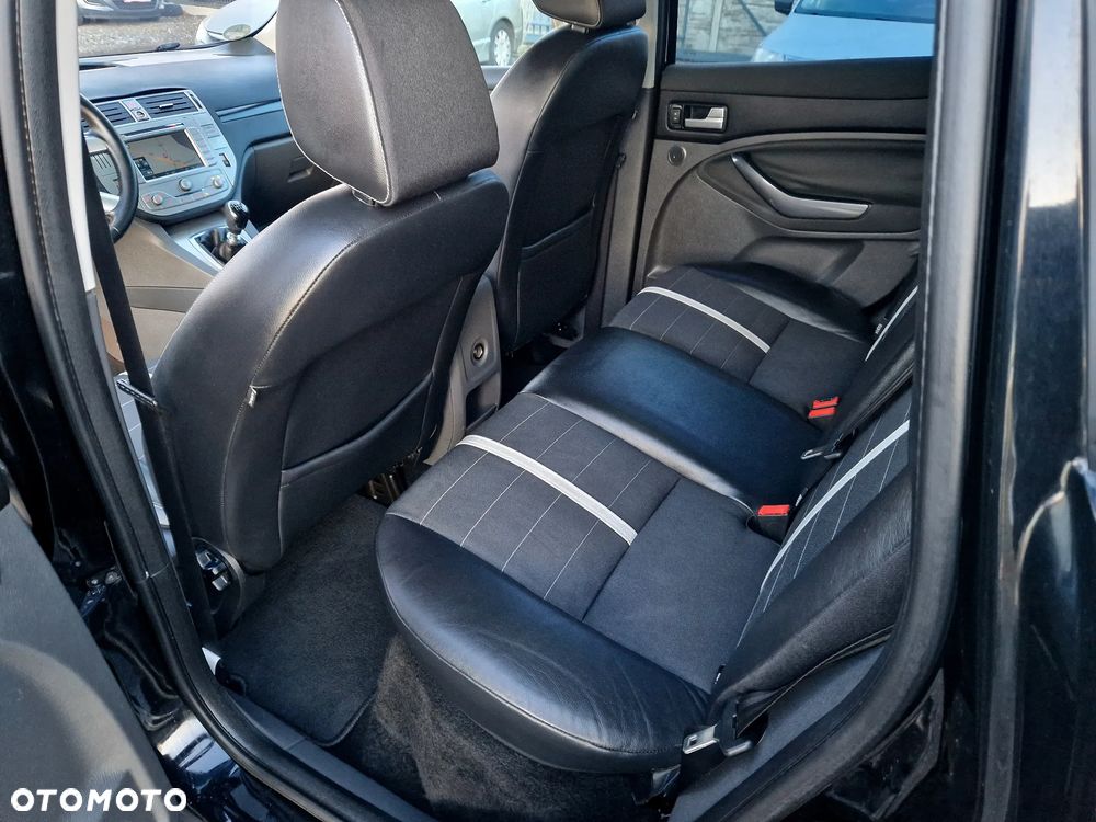 Ford Kuga 2.5 Titanium - 21