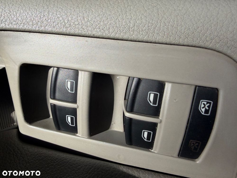 Audi A6 Limousine 2.4 - 19