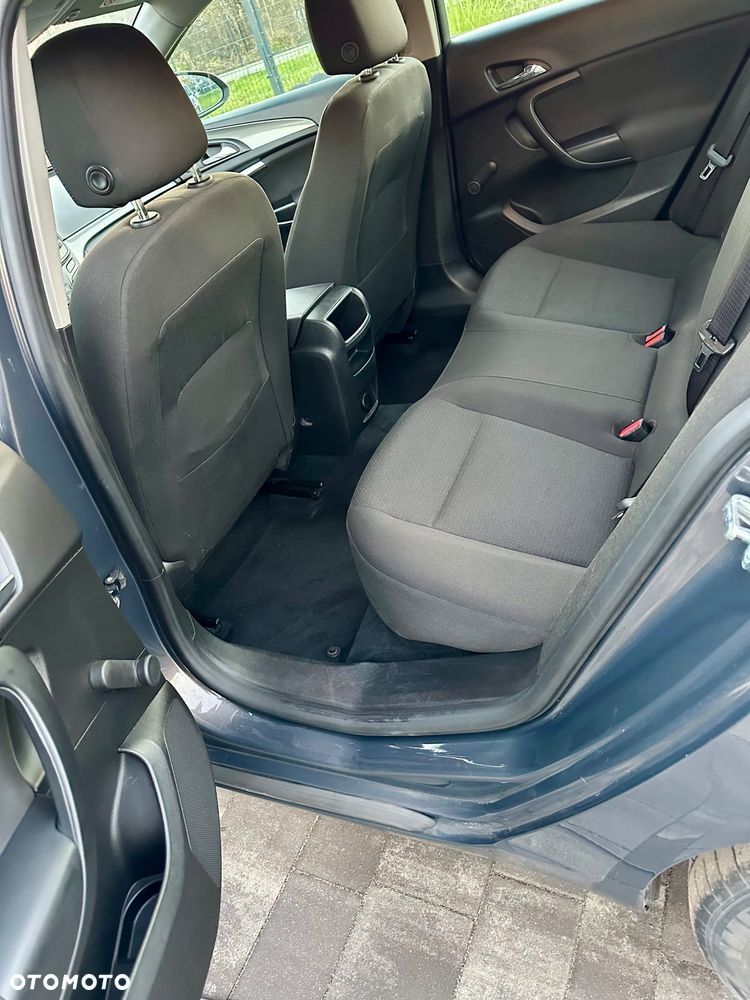 Opel Insignia - 9