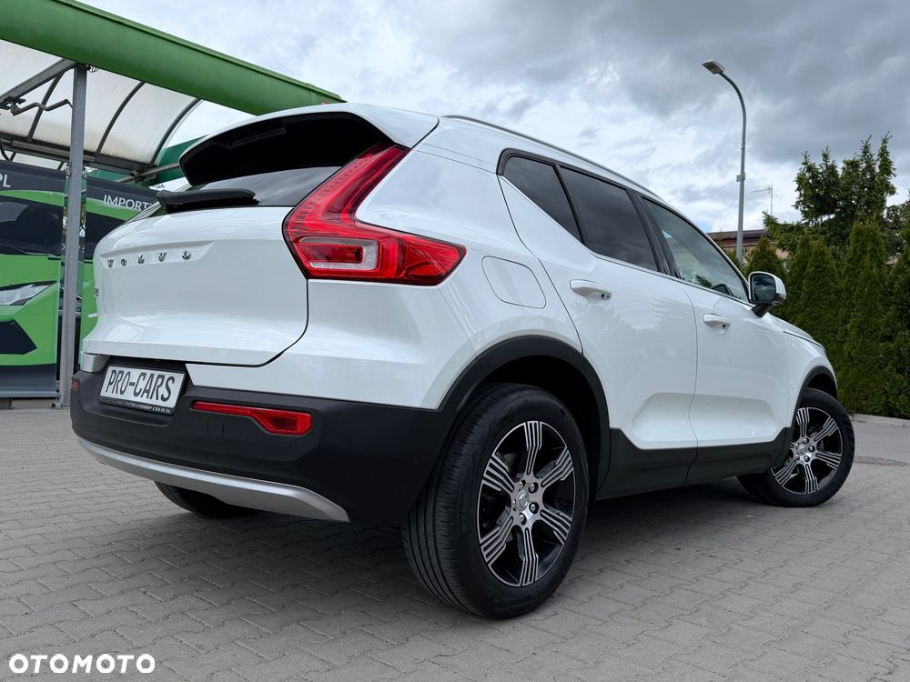 Volvo XC 40 - 5