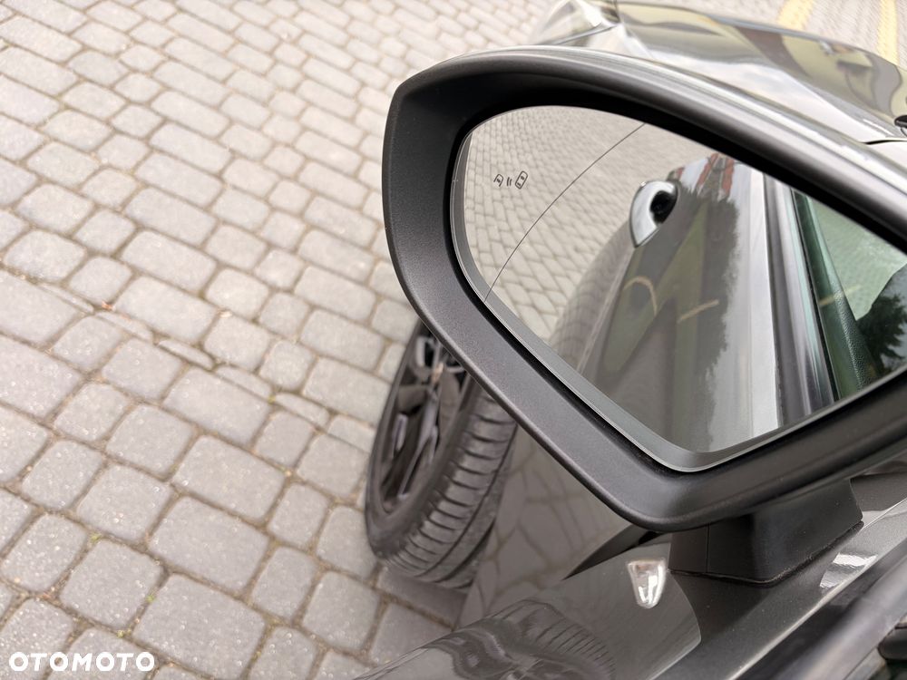 Opel Astra 1.5 D Start/Stop Automatik Design&Tech - 11