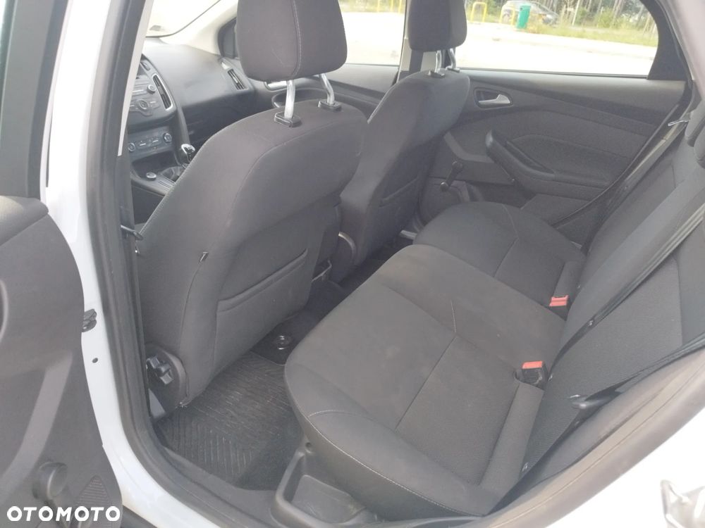Ford Focus - 9