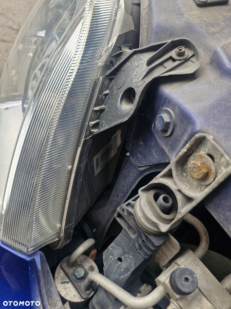 Opel Meriva (Z21B)  :pojazd na części: maska, zderzak, drzwi, szyby, lusterka, chłodnica .. - 7