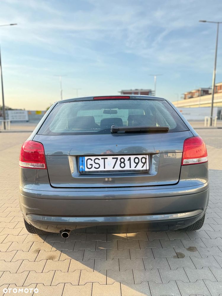 Audi A3 3-drzwiowe 1.6 Ambition - 4
