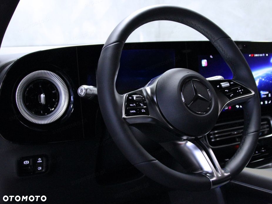 Mercedes-Benz GLB 200 mHEV 8G-eDCT - 7