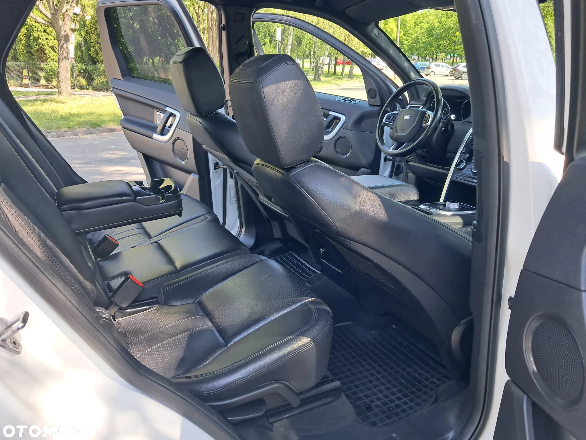 Land Rover Discovery Sport - 15