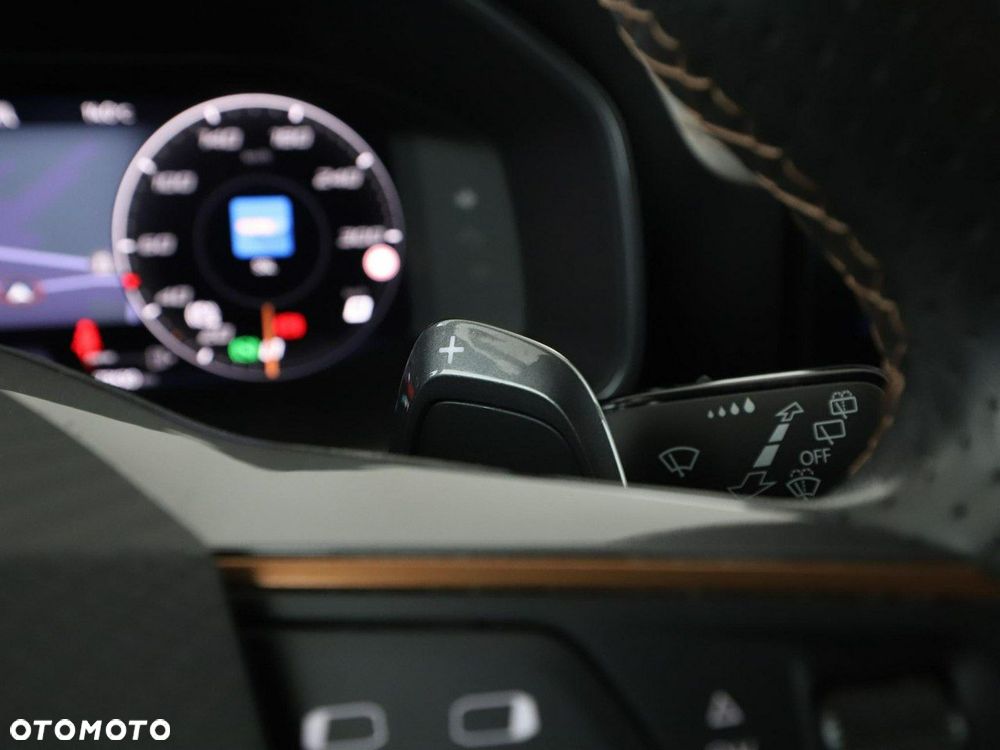 Cupra Formentor 1.4 e-Hybrid VZ DSG - 35