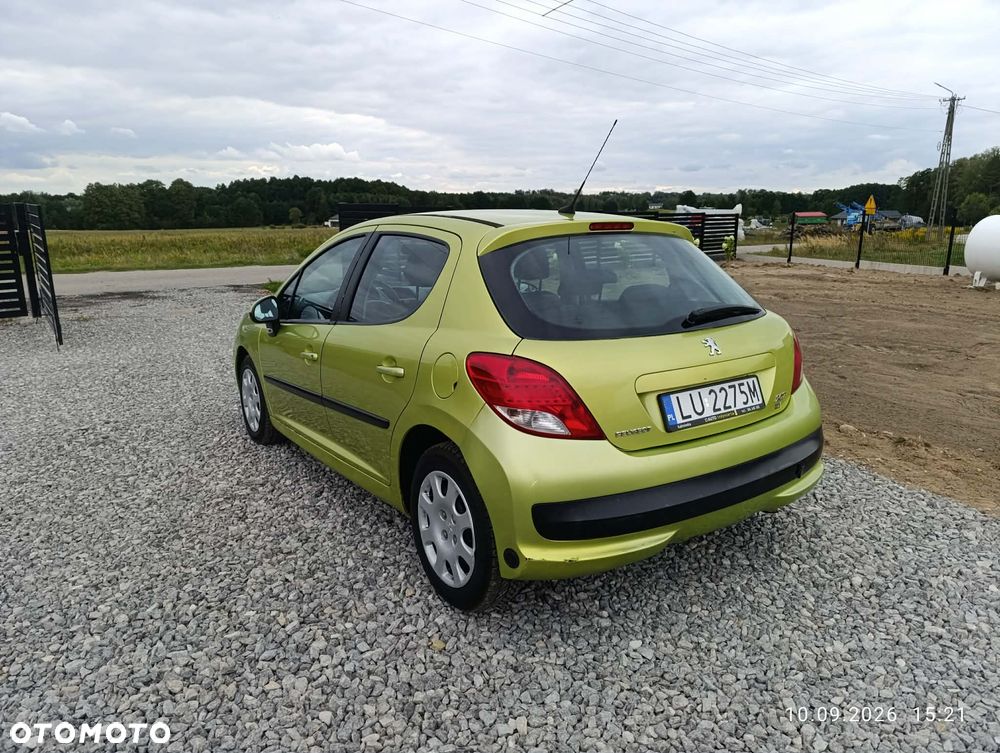 Peugeot 207 1.4 Presence - 3