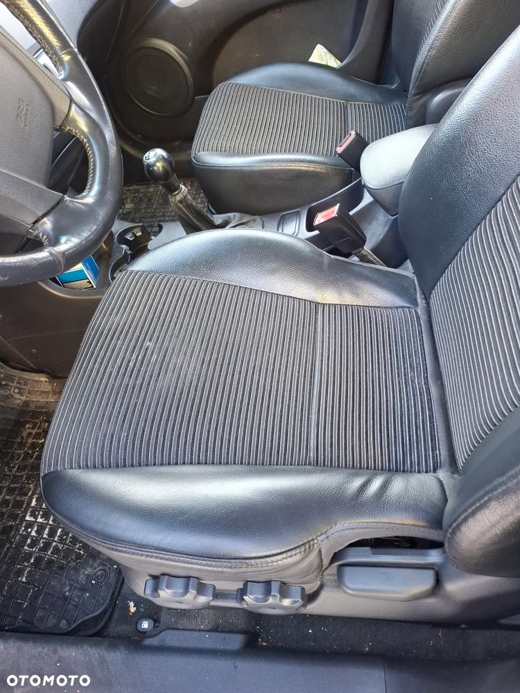 Kia Sportage - 5