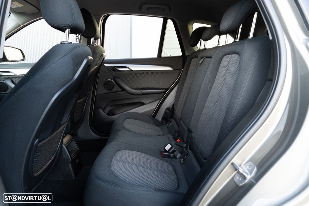 BMW X1 18 d sDrive Auto - 48