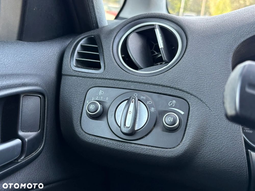 Ford S-Max 2.0 TDCi DPF Trend - 13