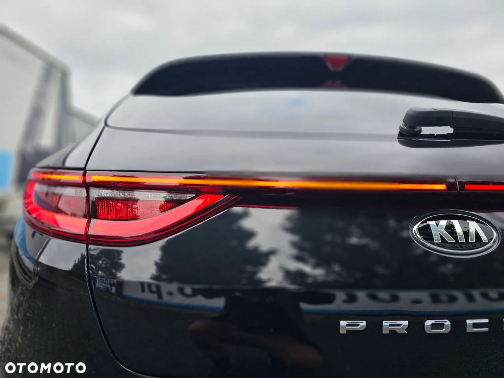 Kia ProCeed 1.4 T-GDI DCT7 OPF GT LINE - 10