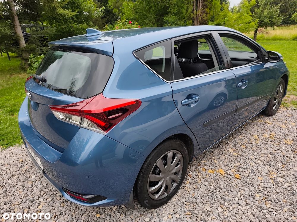 Toyota Auris 1.6 Active - 2