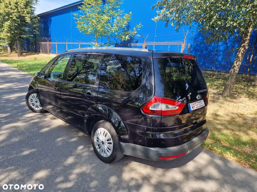Ford Galaxy 2.0 TDCi DPF Titanium - 21