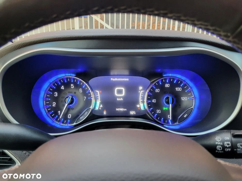 Chrysler Pacifica - 20