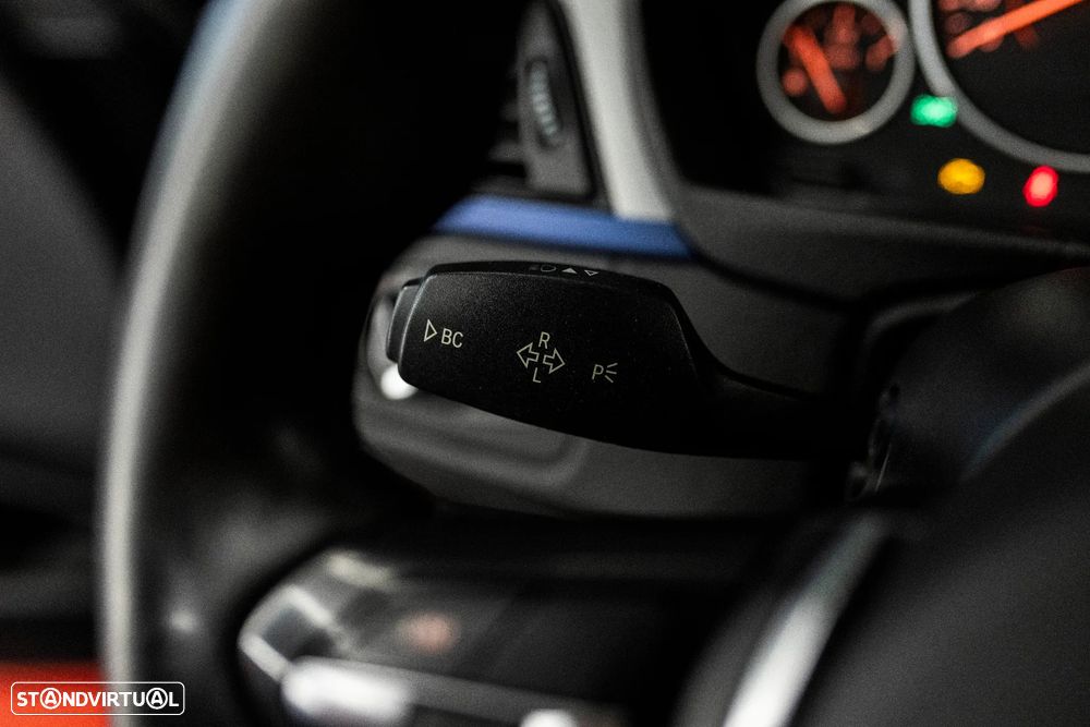 BMW 318 — fotografia 18