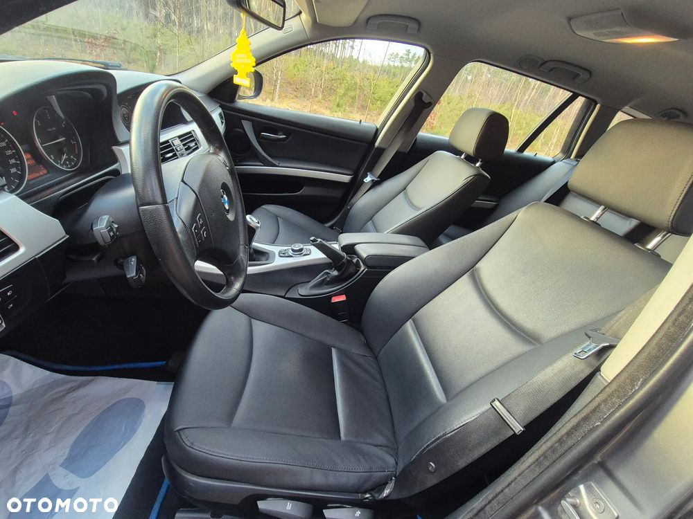 BMW Seria 3 318d DPF Edition Exclusive - 9