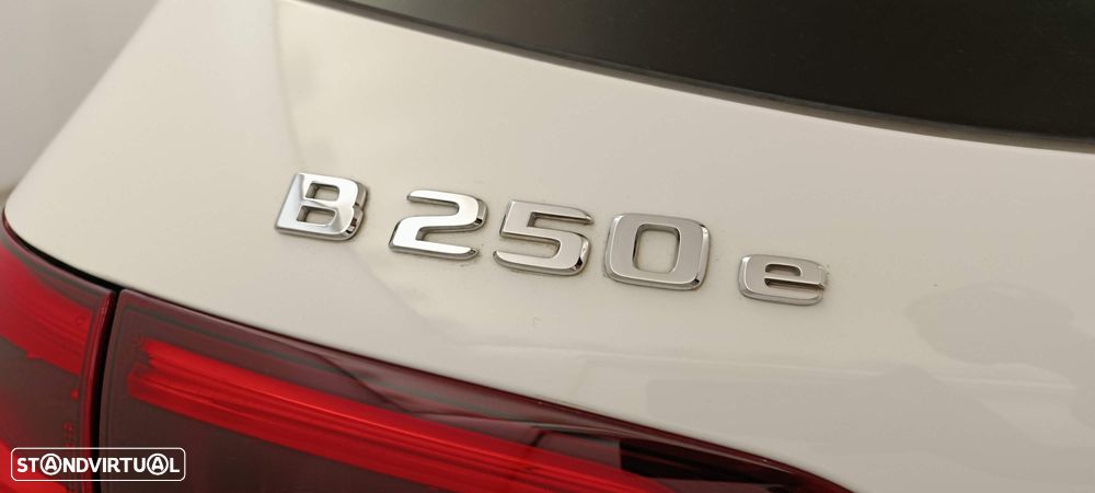Mercedes-Benz B 250 e - 31