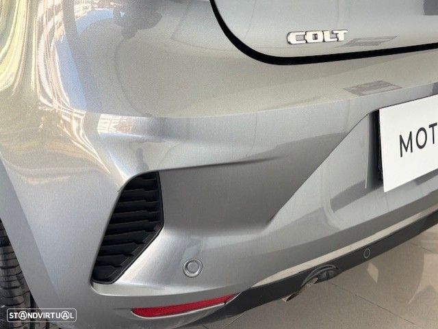 Mitsubishi Colt - 8