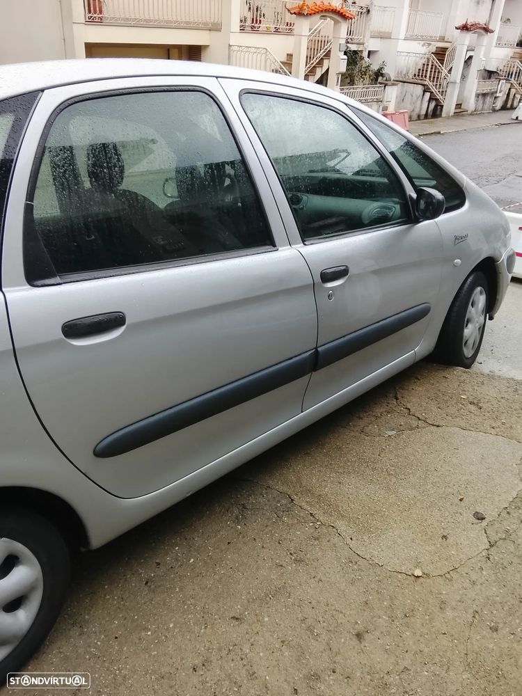 Citroën Xsara Picasso 2.0 HDi Confort - 2