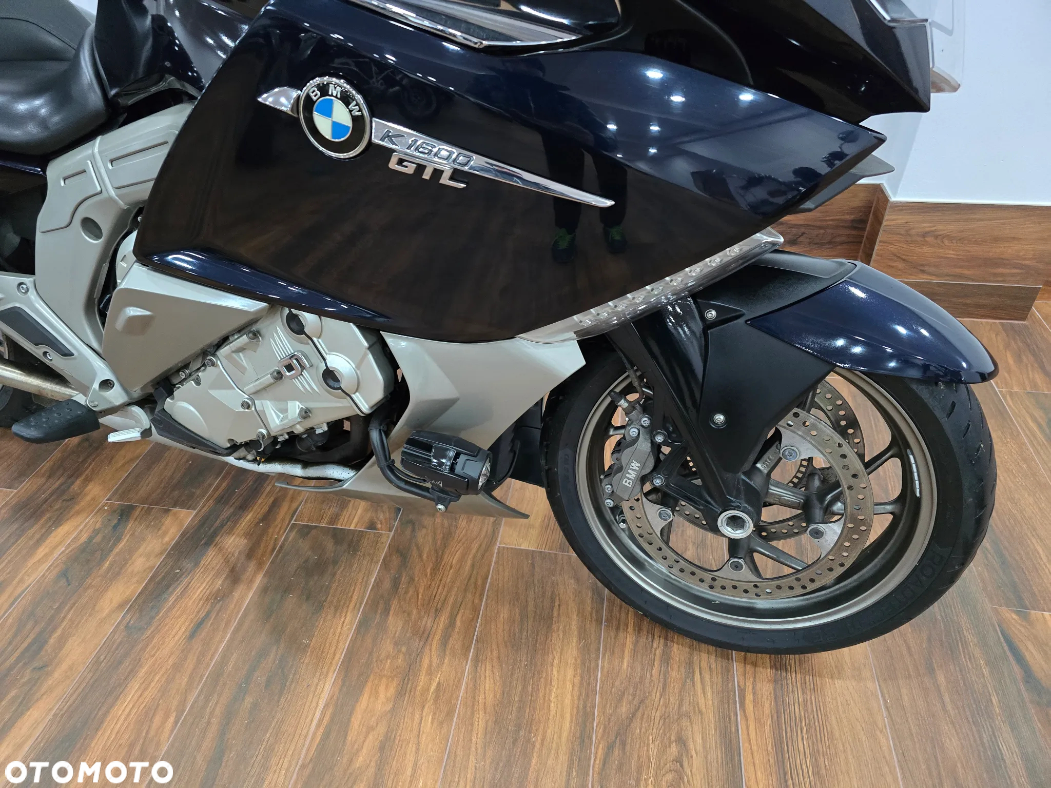 BMW K - 9