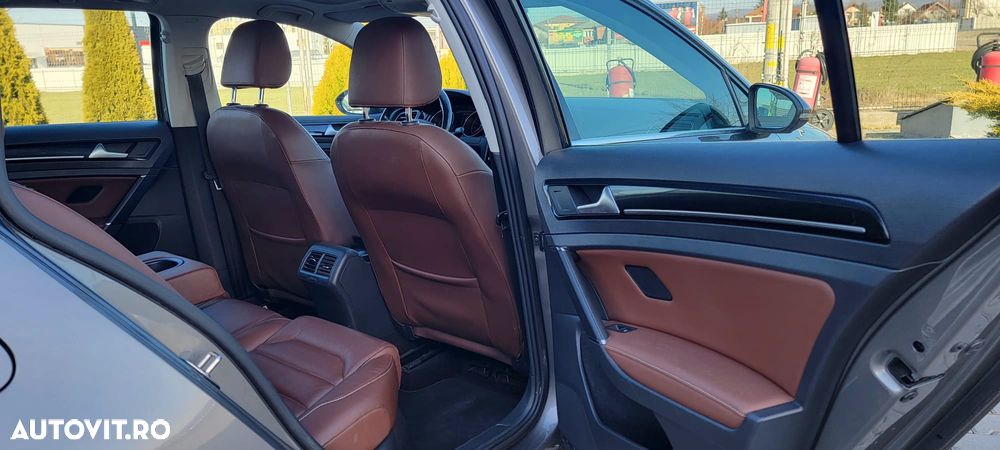 Volkswagen Golf 2.0 TDI (BlueMotion Technology) Highline - 13