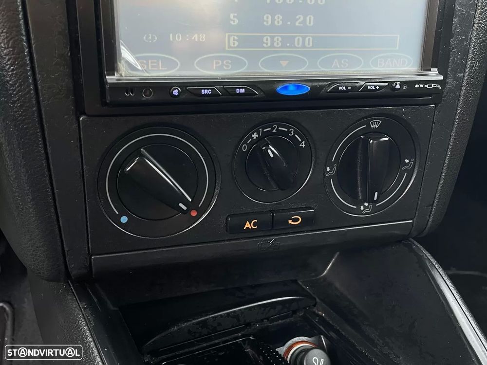 VW Golf Variant 1.9 TDi Highline - 17