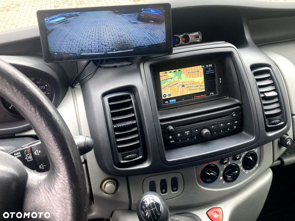 Renault Trafic - 16